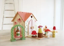 Cottontails Baby Wooden Toys*Rosewood Cottage, Furniture & Family