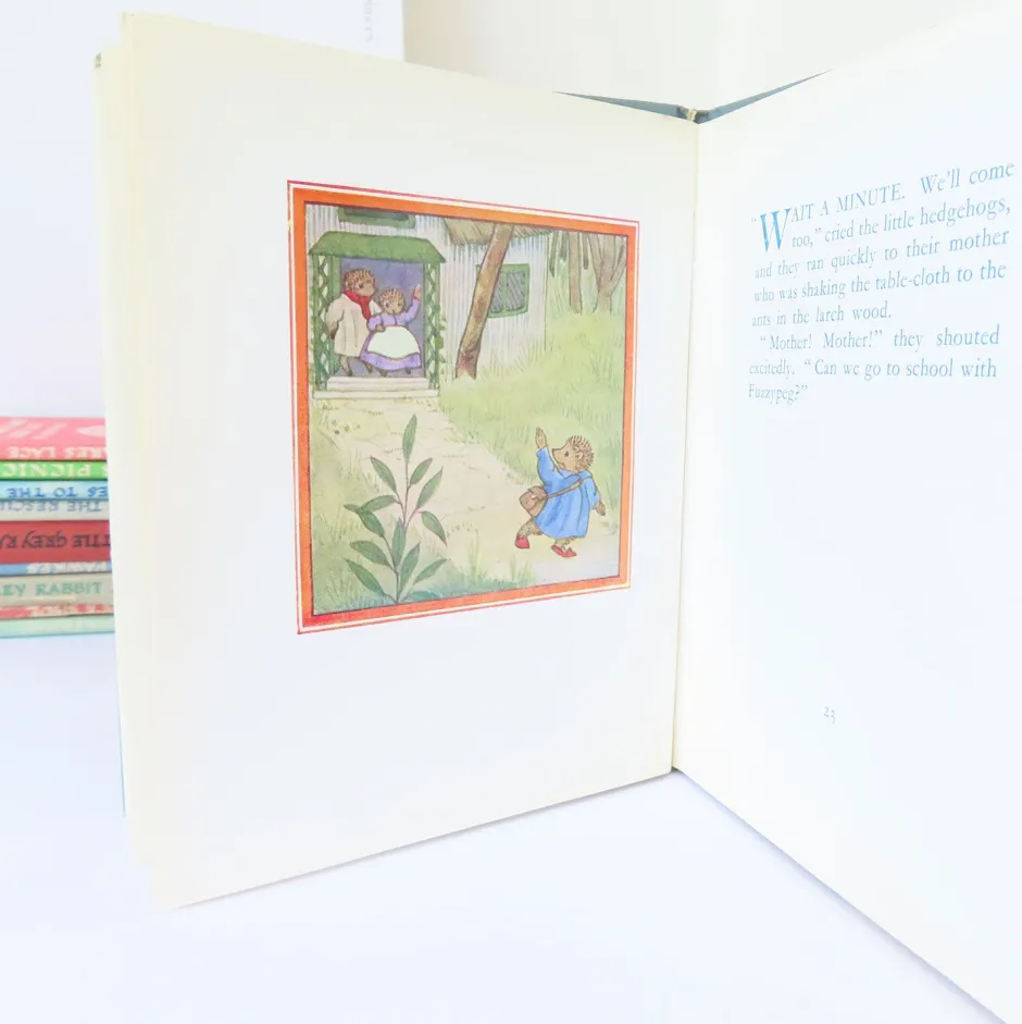 Cottontails Baby Vintage|Vintage Bunnies*VINTAGE book - Fuzzypeg Goes to School (1970)