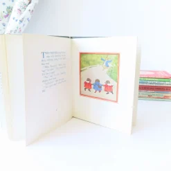 Cottontails Baby Vintage|Vintage Bunnies*VINTAGE book - Fuzzypeg Goes to School (1970)