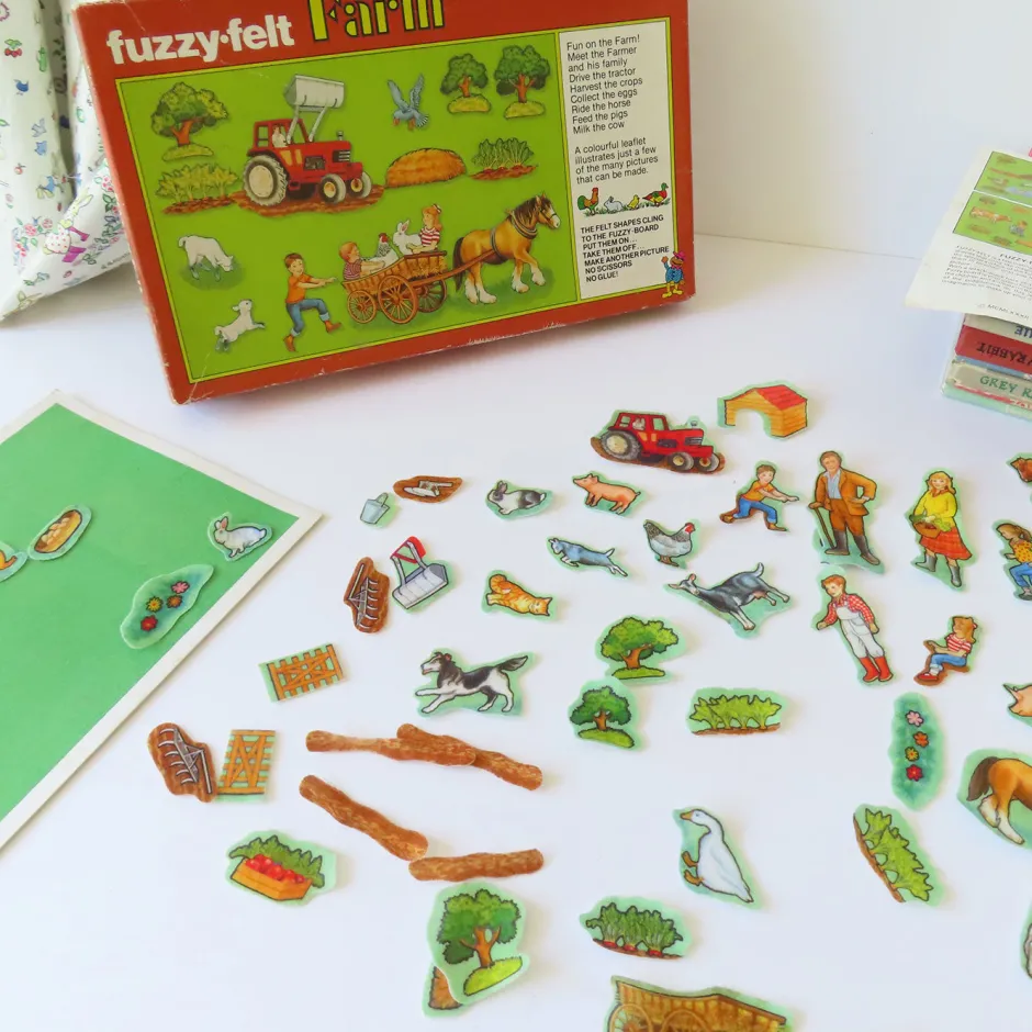 Cottontails Baby Vintage*VINTAGE Fuzzy-Felt play set - Farm