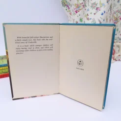 Cottontails Baby Vintage*VINTAGE Ladybird book - Cinderella (mid 1970s)