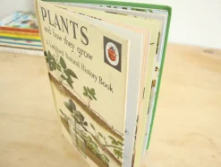 Cottontails Baby Vintage*VINTAGE Ladybird book - Plants and how they Grow (c. 1971)