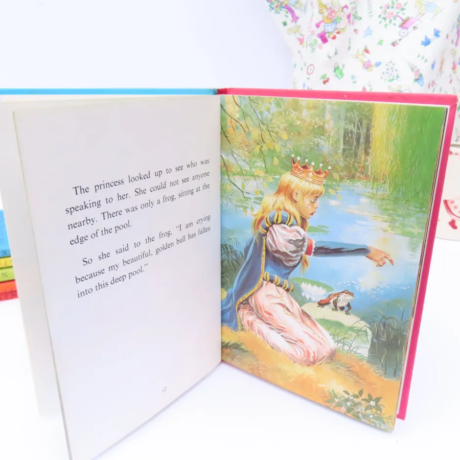Cottontails Baby Vintage*VINTAGE Ladybird book - The Princess and the Frog (late 1970s)