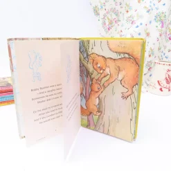 Cottontails Baby Vintage*VINTAGE Ladybird book - Bob Bushtail's Adventures (1973)