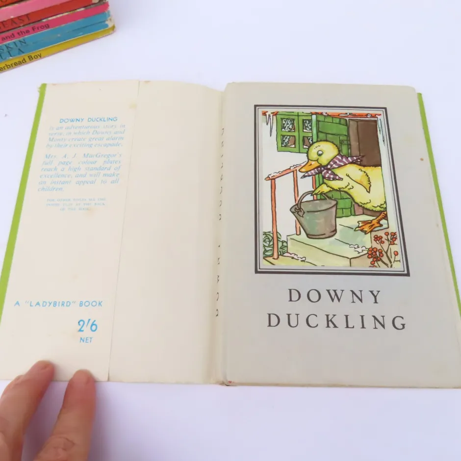 Cottontails Baby Vintage*VINTAGE Ladybird book - Downy Duckling with DJ (mid 1950s)