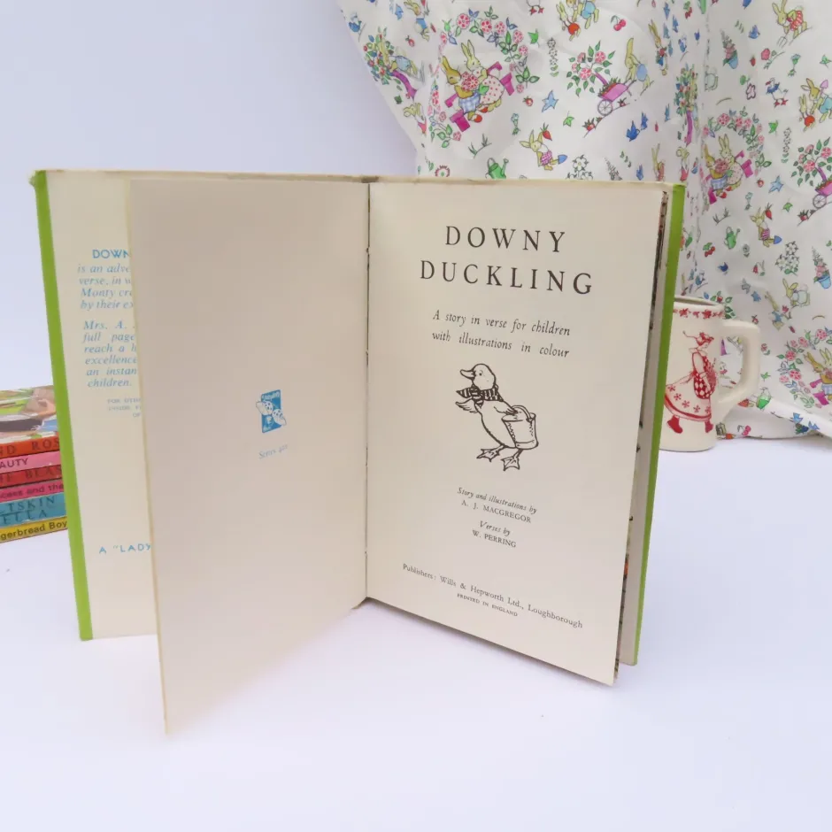 Cottontails Baby Vintage*VINTAGE Ladybird book - Downy Duckling with DJ (mid 1950s)