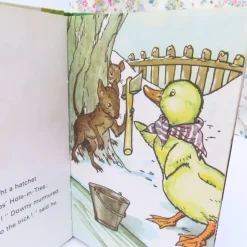 Cottontails Baby Vintage*VINTAGE Ladybird book - Downy Duckling (1974)