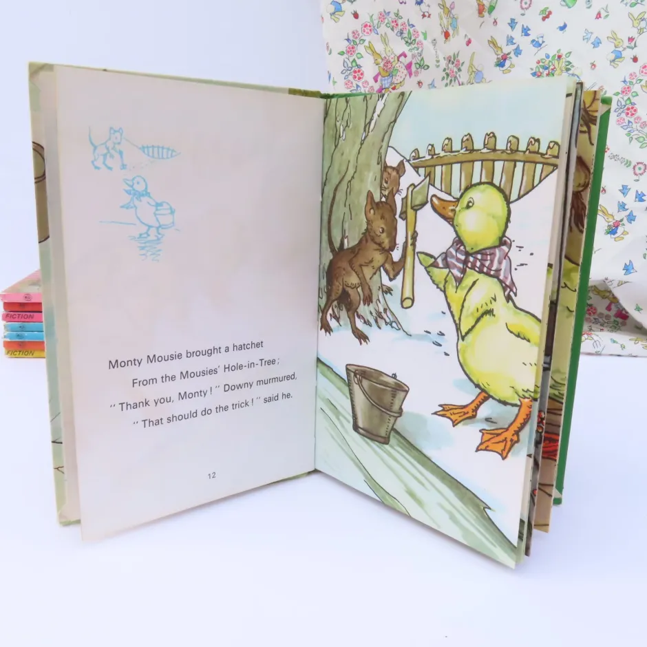 Cottontails Baby Vintage*VINTAGE Ladybird book - Downy Duckling (1974)