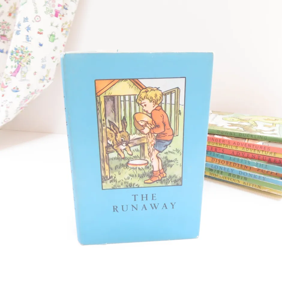 Cottontails Baby Vintage*VINTAGE Ladybird book - The Runaway with DJ (late 1950s)
