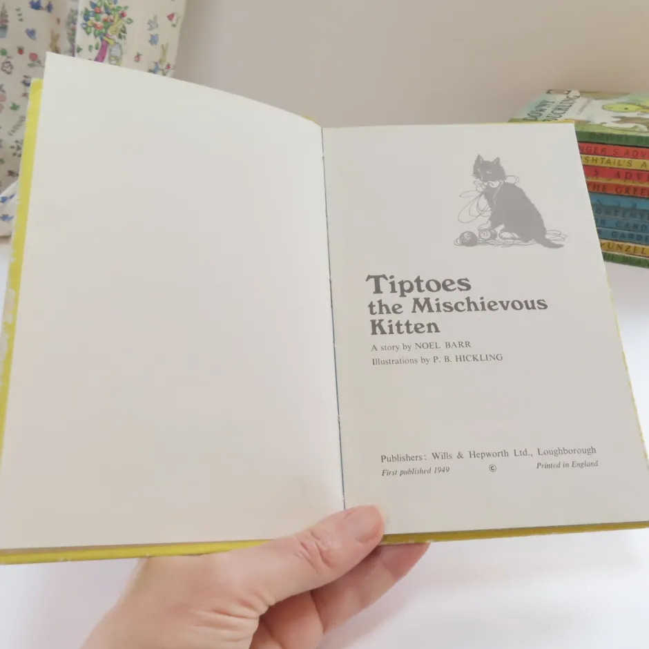 Cottontails Baby Vintage*VINTAGE Ladybird book - Tiptoes the Mischievous Kitten (c.1971)