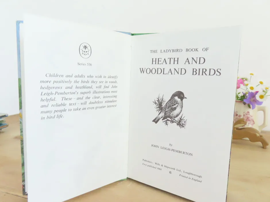 Cottontails Baby Vintage*VINTAGE Ladybird book of Heath and Woodland Birds (1971)