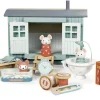 Cottontails Baby Wooden Toys*Wooden Shepherd's Hut